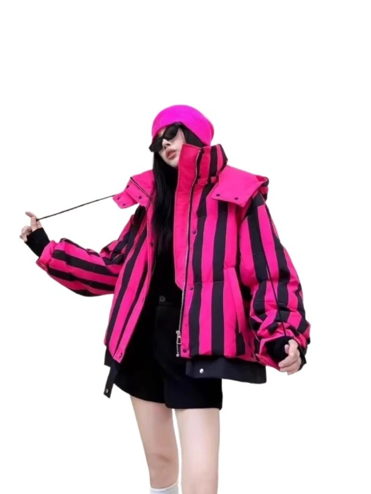 Gestreifte kurze Daunenjacke für Damen mit Kapuze, Maillard-Brot-Parkas, koreanische Freizeitkleidung, 90 % weiße Enten-Puffermäntel für Damen