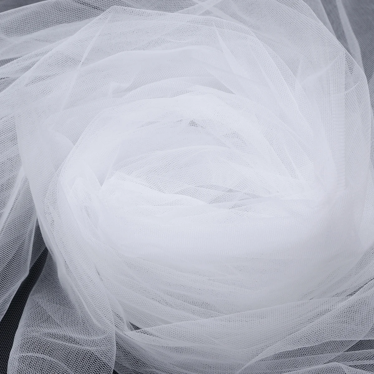 

Single Layer Elegant Wedding Veil Bridal Veils Pure White 30cm Comb Easy Attach Bridal Accessories Flowing Smooth