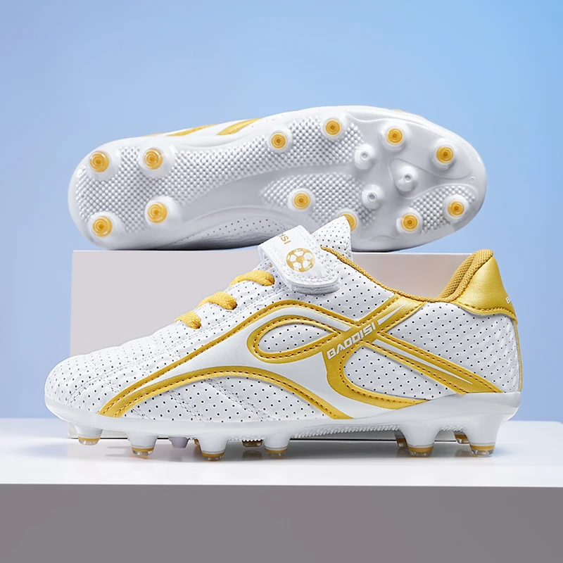 

New Men Kids Soccer Shoes Boys Professional Cleats Non-Slip Football Boots Ultralight Match Grass Training Shoes Drop Shipping