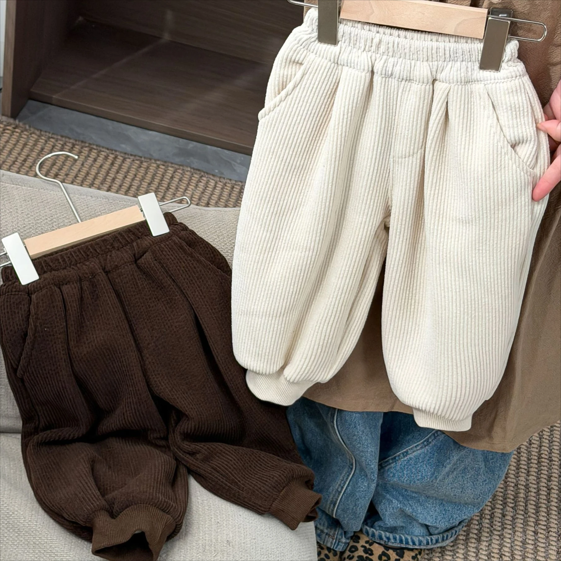 Boys Pants 2026 Autumn and Winter New Children's Clothing Korean Style Boys and Girls Bubble Texture Plus Velvet Wide Leg Pants