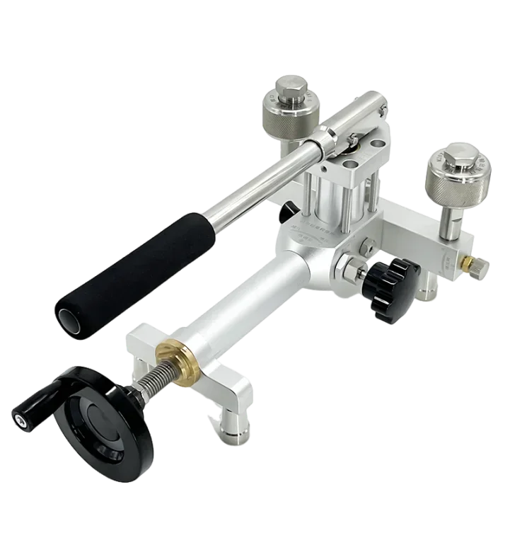 

OEM 60Bar Source Калибратор Контроллер Калибровка Вакуумный пневматический насос давления