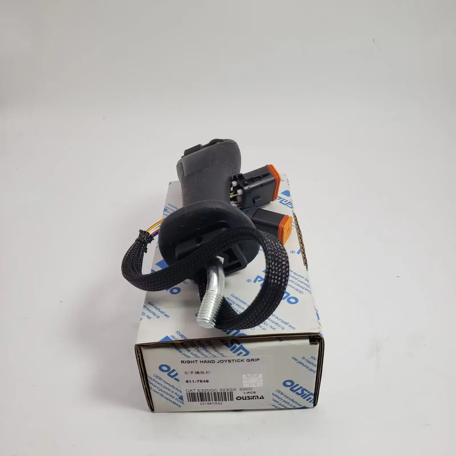 

Construction Machinery Parts 611-7549 RIGHT HAND GRIP For CAT E320GC 323GX 320D