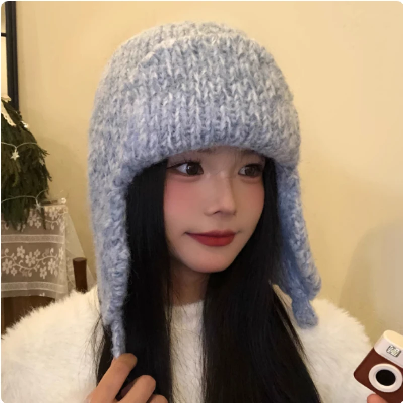 

Корейская версия разноцветного утолщенного пуловера, вязаная шапка, женская зимняя уличная защита ушей, теплые шапки-бомберы для пилотов