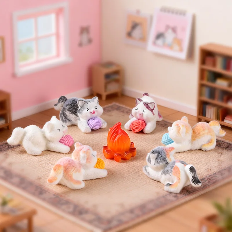 

Stupid Cat Playing with String Ball Resin Small Decorative Piece for Garden Micro Landscape Decoration DIY Accessories