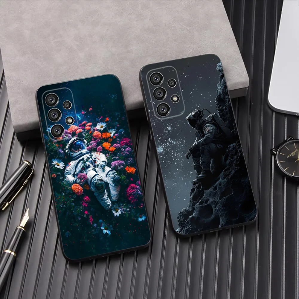 

cool astronaut Phone Case For Samsung Galaxy A13,A21s,A22,A31,A32,A52,A53,A71,A80,A91 Soft Black Shell