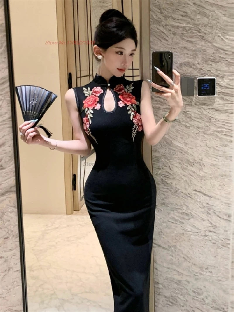 

2024 traditional sexy qipao flower embroidery sleeveless evening dress sexy off shoulder nightclub cheongsam banquet party dress