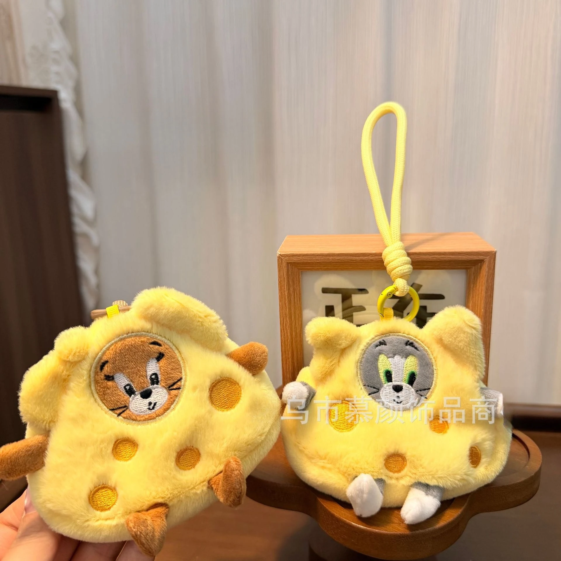 Kawaii Tom Jerry Cheese Shape Plush Coin Purse Keyring Cartoon Tom Cat Jerry Mouse Mini Wallet Pouch Soft Plush