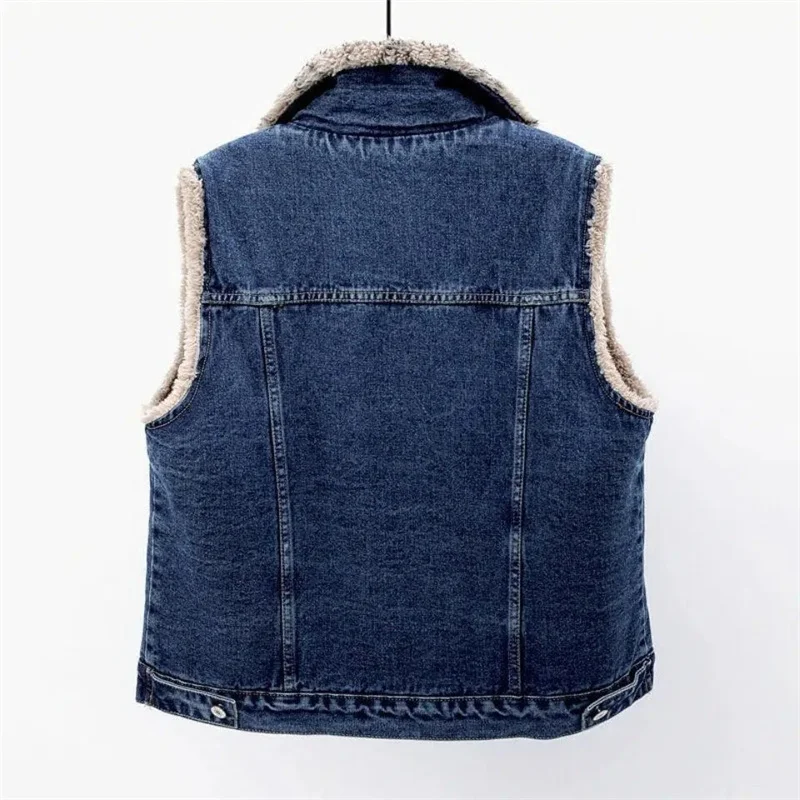 Retro Blue Lambswool Add Fleece and Thicken Denim Vest Vest Women's New Casual Sleeveless Coat Vest in Winter 2023