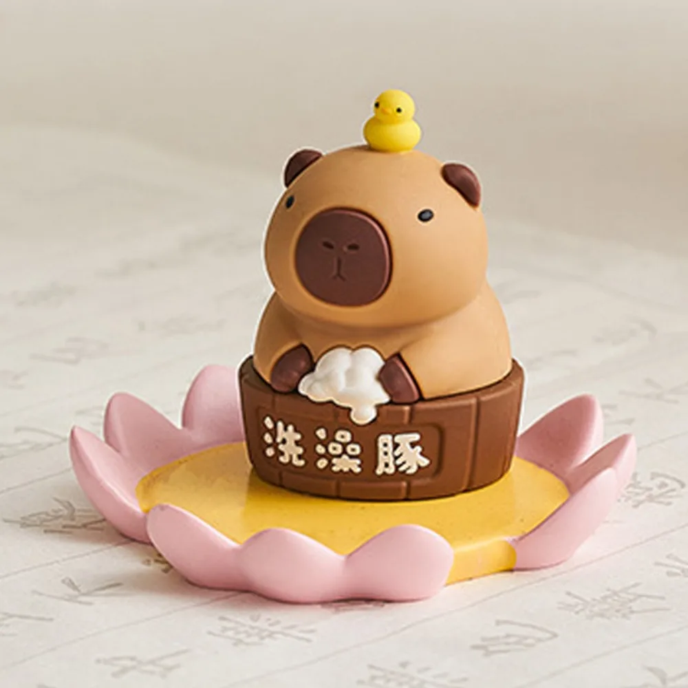 Phone Holder Resin Capybara Ornament Desk Decor Lotus Flower Capybara Model Toy Creative Cute Animal Figurines Office Decor