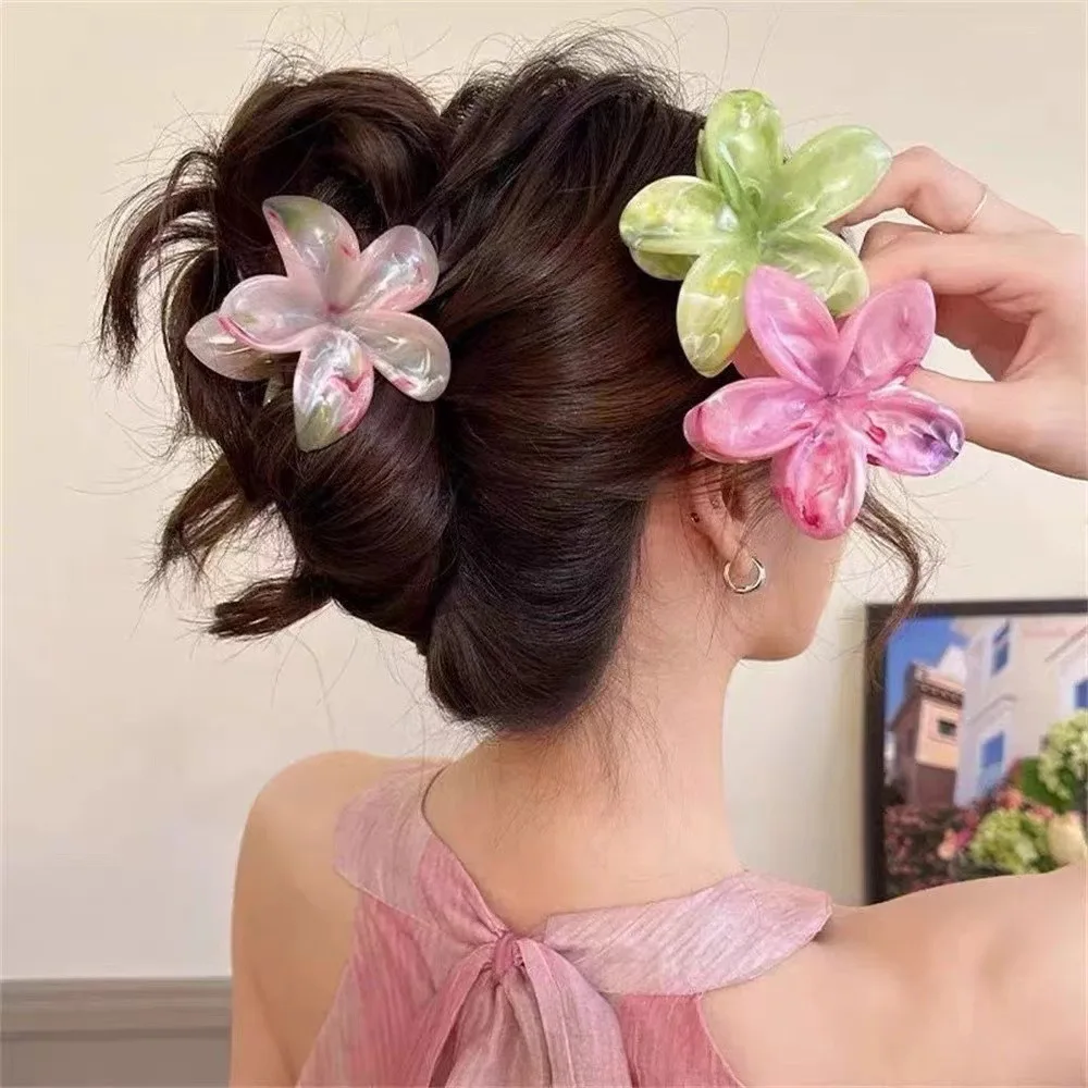 

Flower grab clip female spring egg flower smudge back head half tie hair clip shark clip headdress