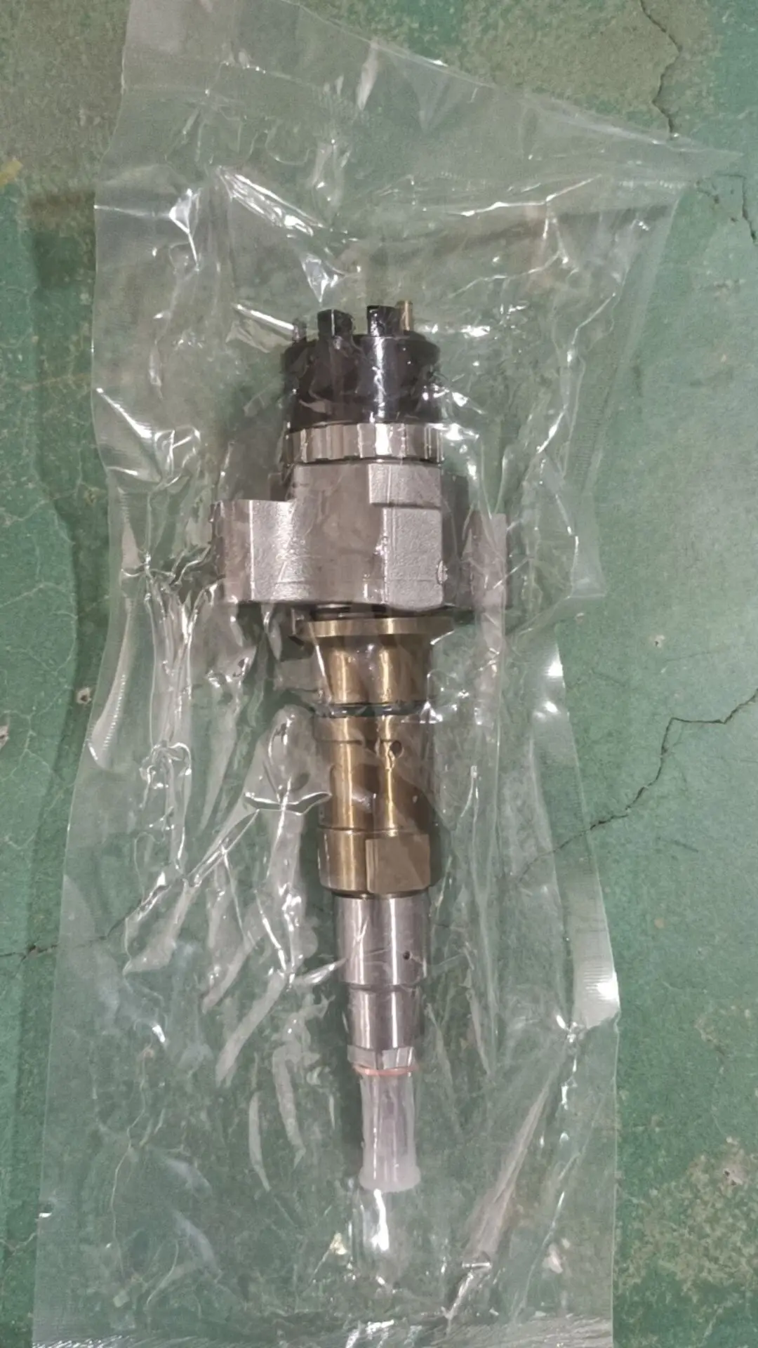 Common-Rail-Injektor 4327072 4384165   Für Cummins ISC8.3 ISL9.5 Motor Diesel Einspritzdüse 4327072 4384165 2897414