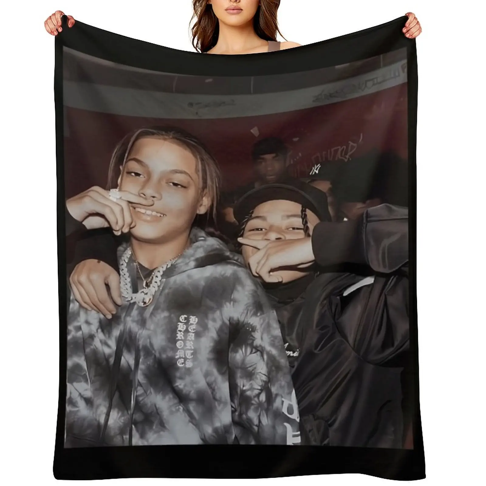 

Dd osama and sugarhillddot Throw Blanket For Decorative Sofa Tourist Soft Big Quilt Blankets