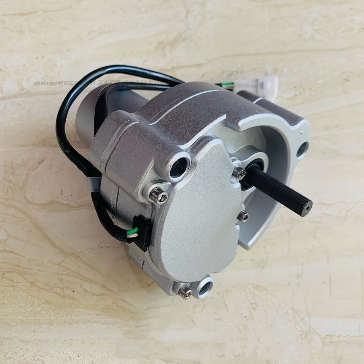 for Kobelco Excavator SK200-3 SK200-5  YN2406U197F4 YN2406U197F3 Throttle Accelerator Stepped Motor Governor Assembly