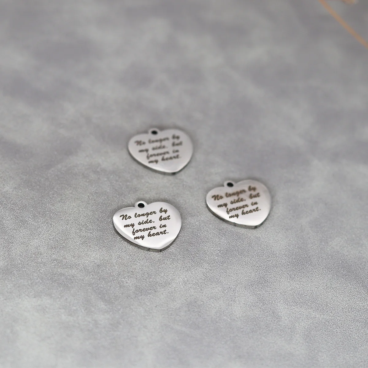 3pcs Stainless Steel Word No Longer By My Side But Forever In My Heart Laser Engraved High Polish Heart Charm DIY Couple Gift