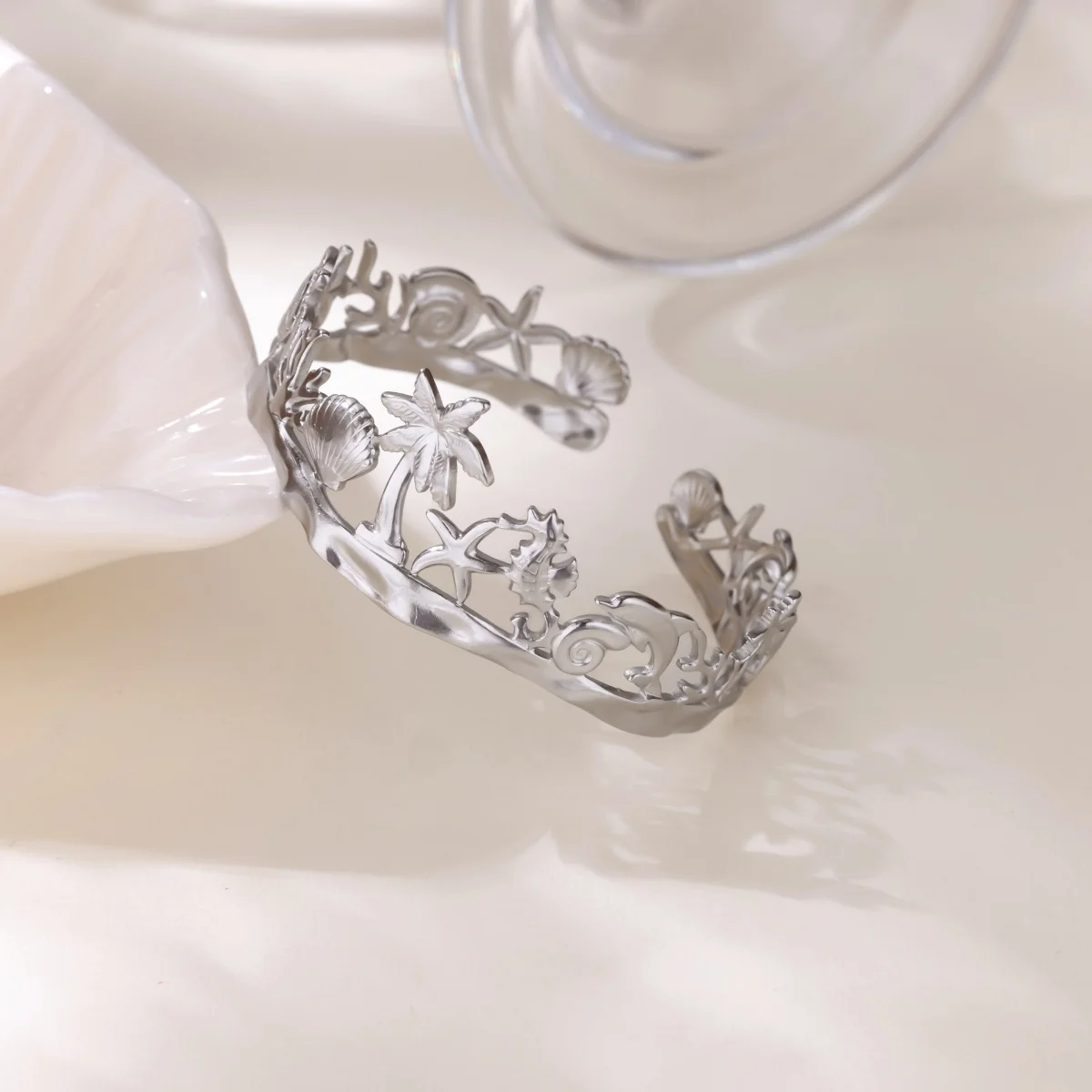 Free Shipping Summer Beach Bracelet Bangle For Women Stainless Steel Silver Color Exquisite Bracelet Wedding Couple Jewelry