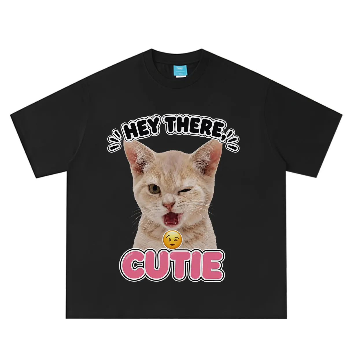 Cute Winking Kitten Funny Cat Meme Graphic T-Shirt Men Women Fashion T-Shirt Short-sleeved Loose Casual Hip-hop Cotton T-shirts