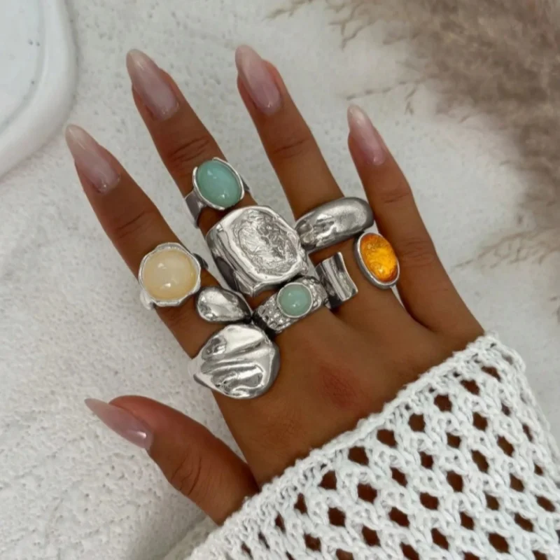 7Pcs Set Lava Liquid Metal Asymmetrical Flow Hammered Texture Vintage Bohemian Style Rings Suitable for Parties Gifts Daily Wear