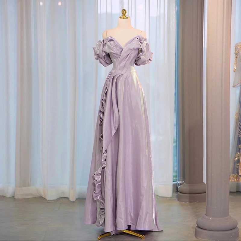 Abiti da sera in raso viola Pieghe da donna a strati con spalle scoperte Una linea Abito da festa con spacco laterale Eleganti abiti formali De Soirée