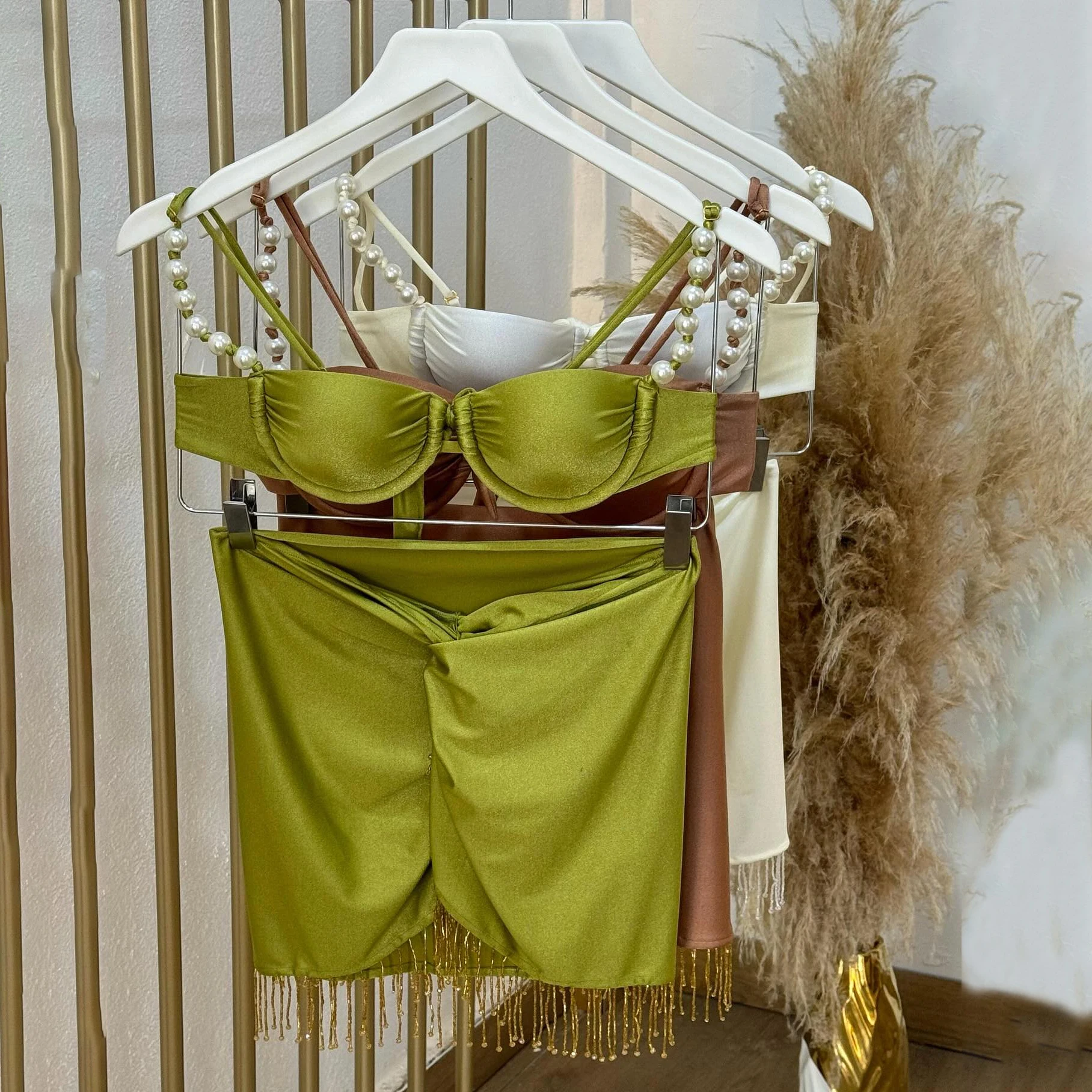 

Новый комплект из 3 предметов, бикини с рюшами, женский купальник 2025, женский купальник, вязаная пляжная одежда, купальный костюм, купальный костюм, юбка-саронг, бикини