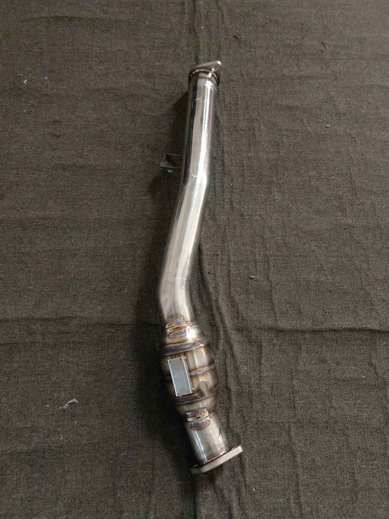 أنبوب أمامي من الفولاذ المقاوم للصدأ 304 OPF مخصص لأنابيب عادم 2.4 للقطط