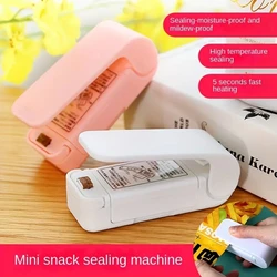 Easy preservation, portable mini heat sealing machine, quick sealing, prolonging food freshness, essential kitchen helper