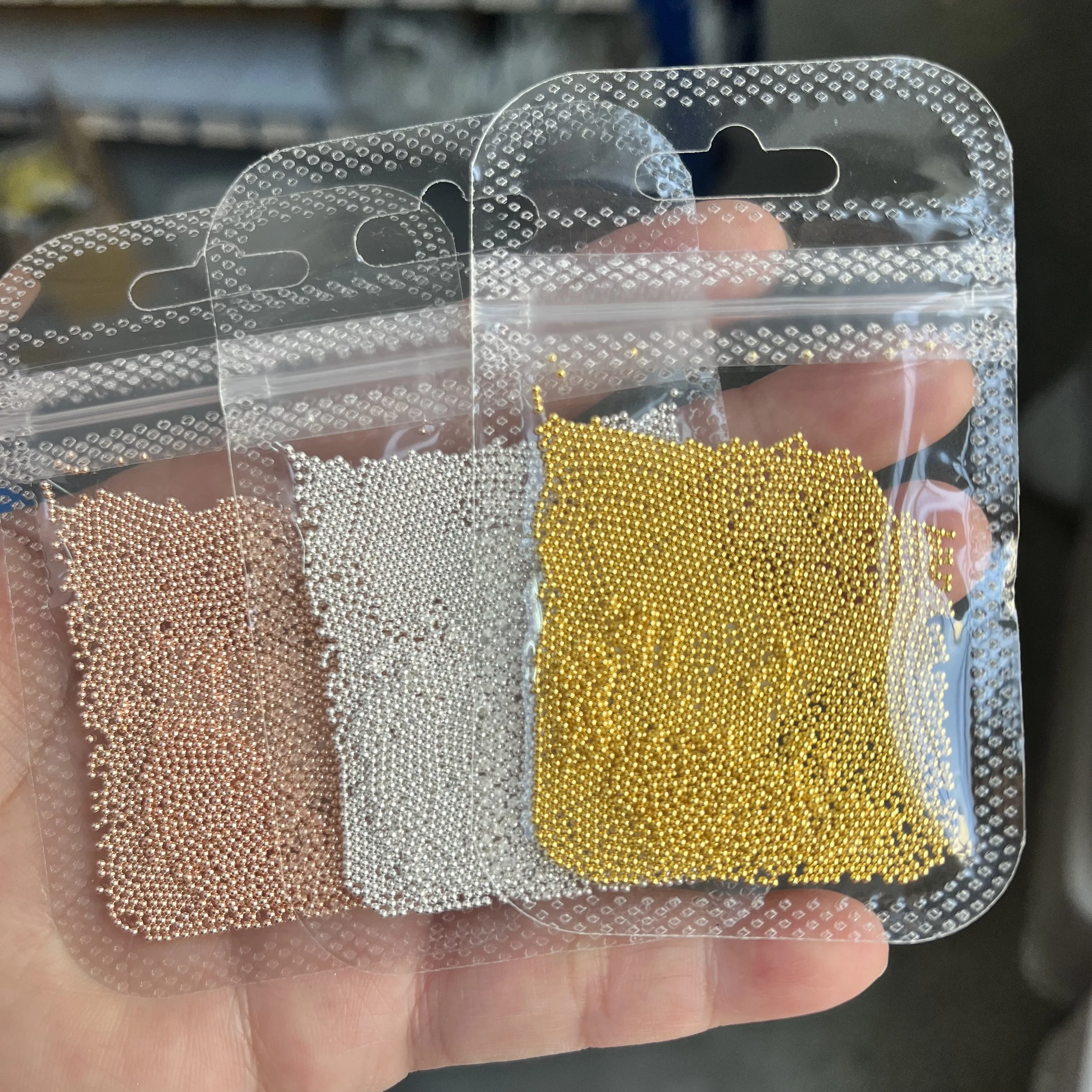 10/50g 1mm Gold Silver Rose 3D เหล็กเล็กๆตกแต่งเล็บเหล็กเล็บคาเวียร์ลูกปัดเล็บลูกปัด DIY เครื่องประดับอุปกรณ์เสริม