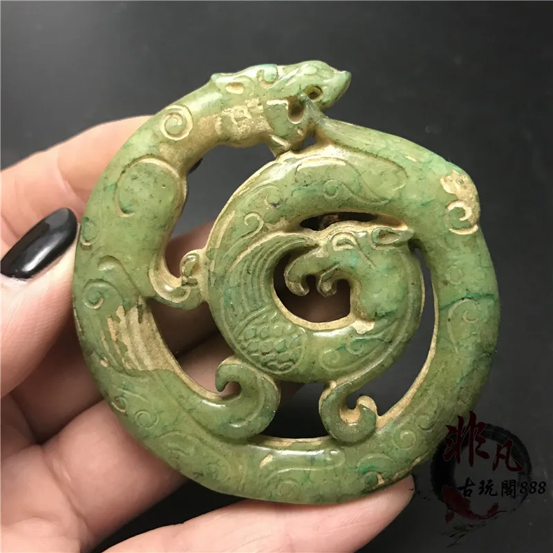 High ancient stone, Xiu jade plate, spinning dragon, wind je pendant, Ming and Qing dynasties