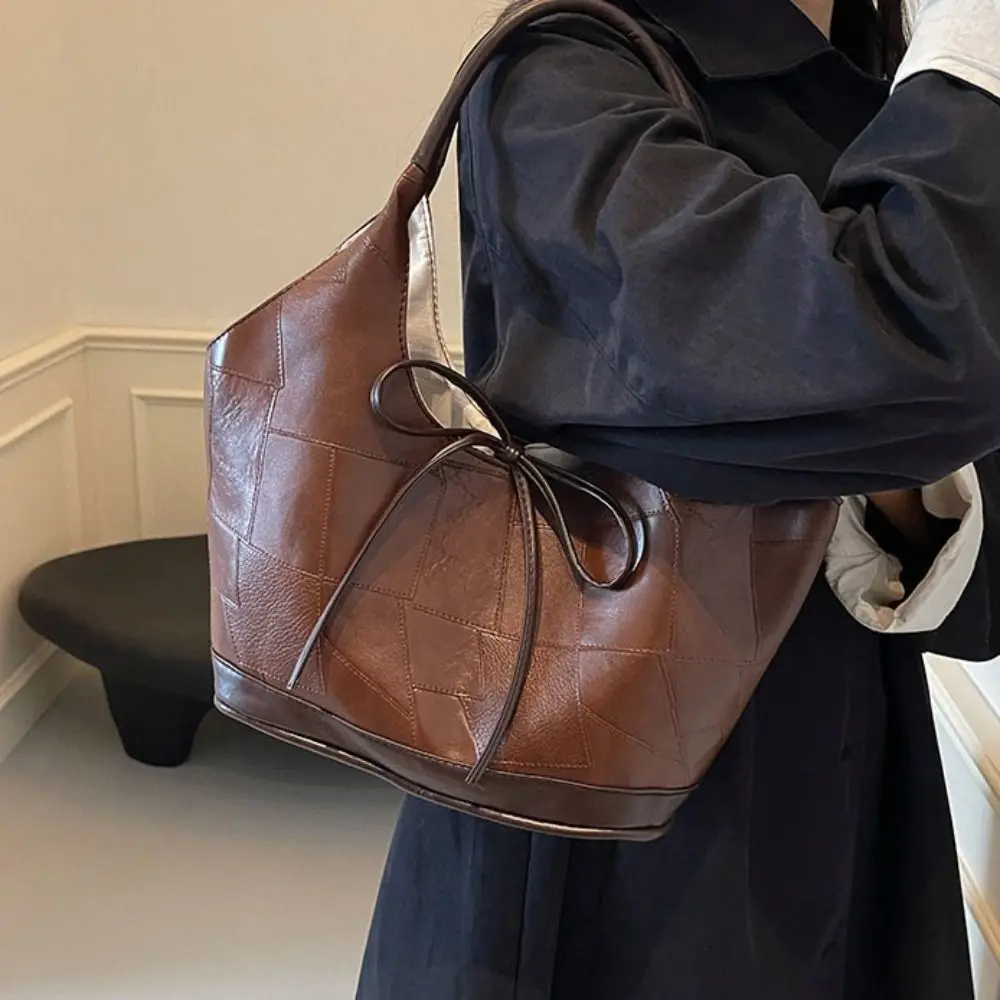 

Cute PU Bow Underarm Bags Large Capacity Solid Color Y2k Shoulder Bag Lightweight Carrying Leather Tote Bag Girls Birthday Gifts