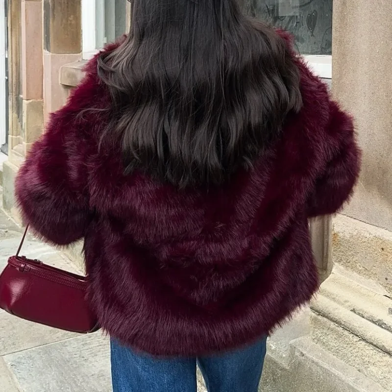 세련되고 우아한 푹신한 인조 모피 코트 여성 긴 소매 루즈핏 털 따뜻한 코트 2025 가을 겨울 하이 스트리트 아우터 ﻿