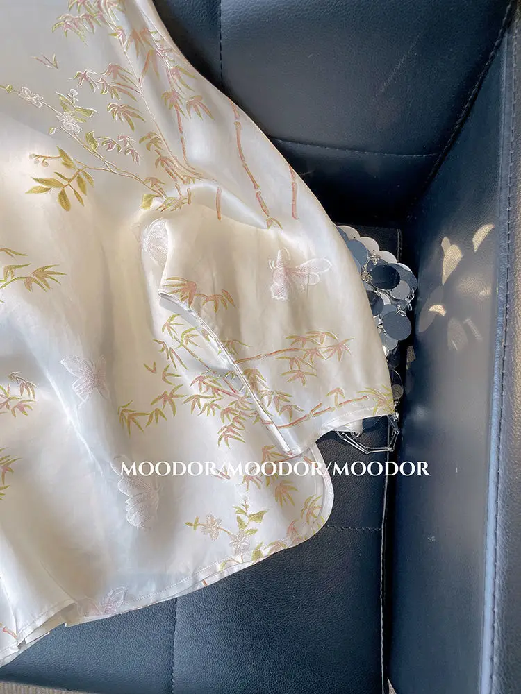 بلوزة نسائية مطبوعة بالزهور بأكمام قصيرة قميص جاكار على الطراز الصيني بلوزات فضفاضة عتيقة مقاس كبير موضة صيف جديدة