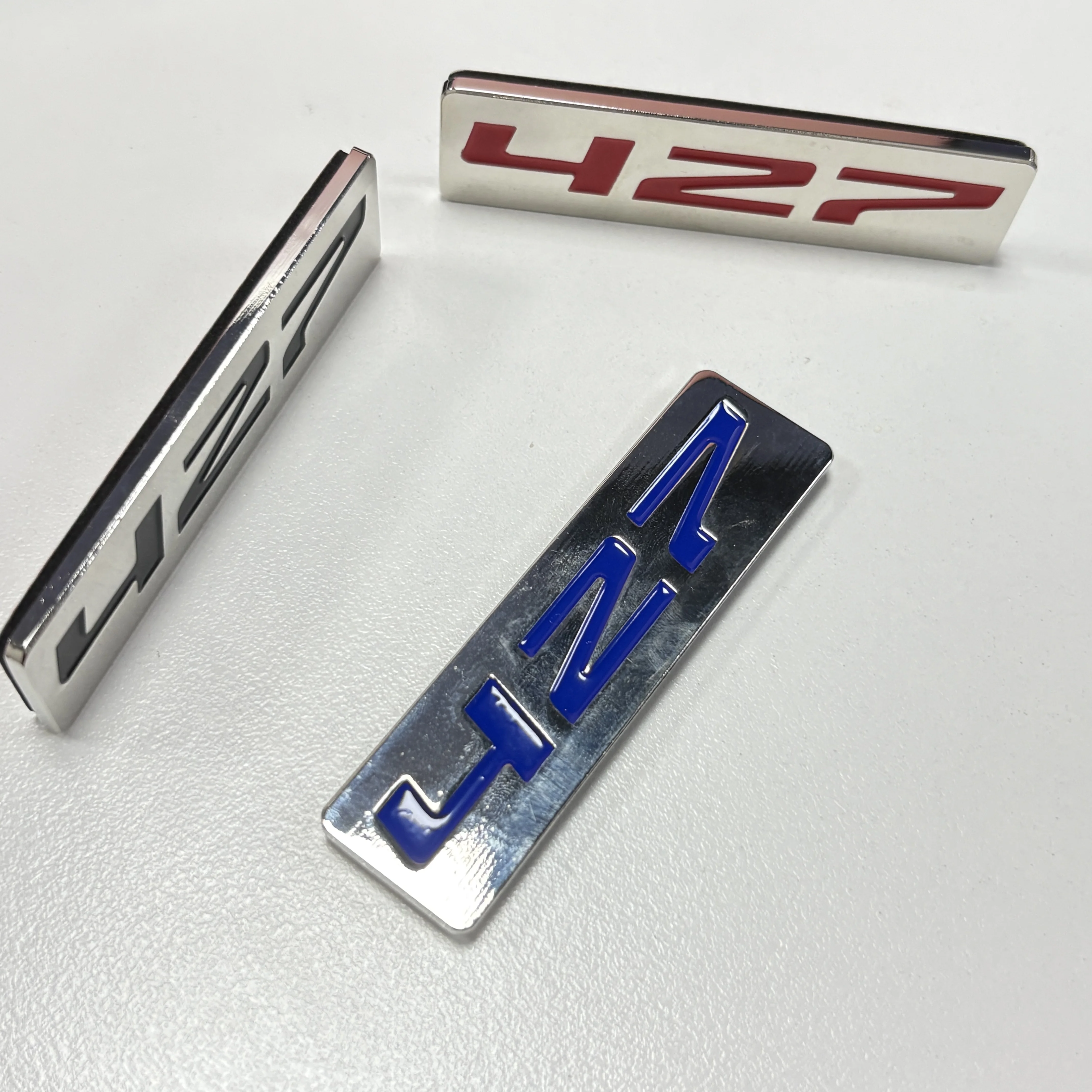 

1PCS METAL BADGE / BLUE RED BLACK ENGINE RACE MOTOR SWAP EMBLEM ZZ4 L88 HOT RAT ROD 427 CHROME BADGE