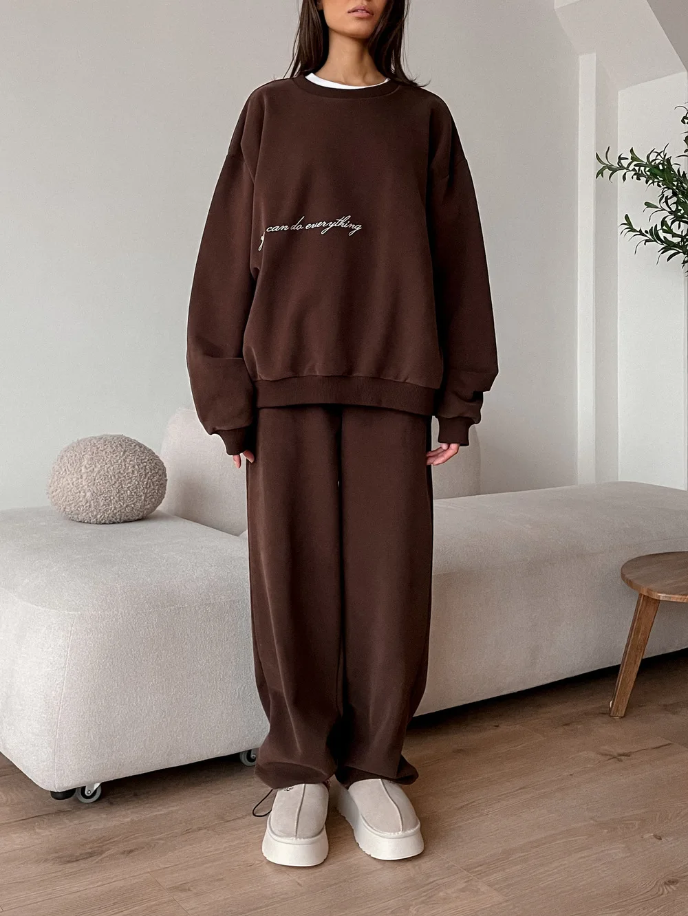 Felpe da donna in due pezzi Set di pantaloni 2025 Felpe con cappuccio primaverili e pantaloni con cappuccio Abiti da completo per abbigliamento elegante femminile