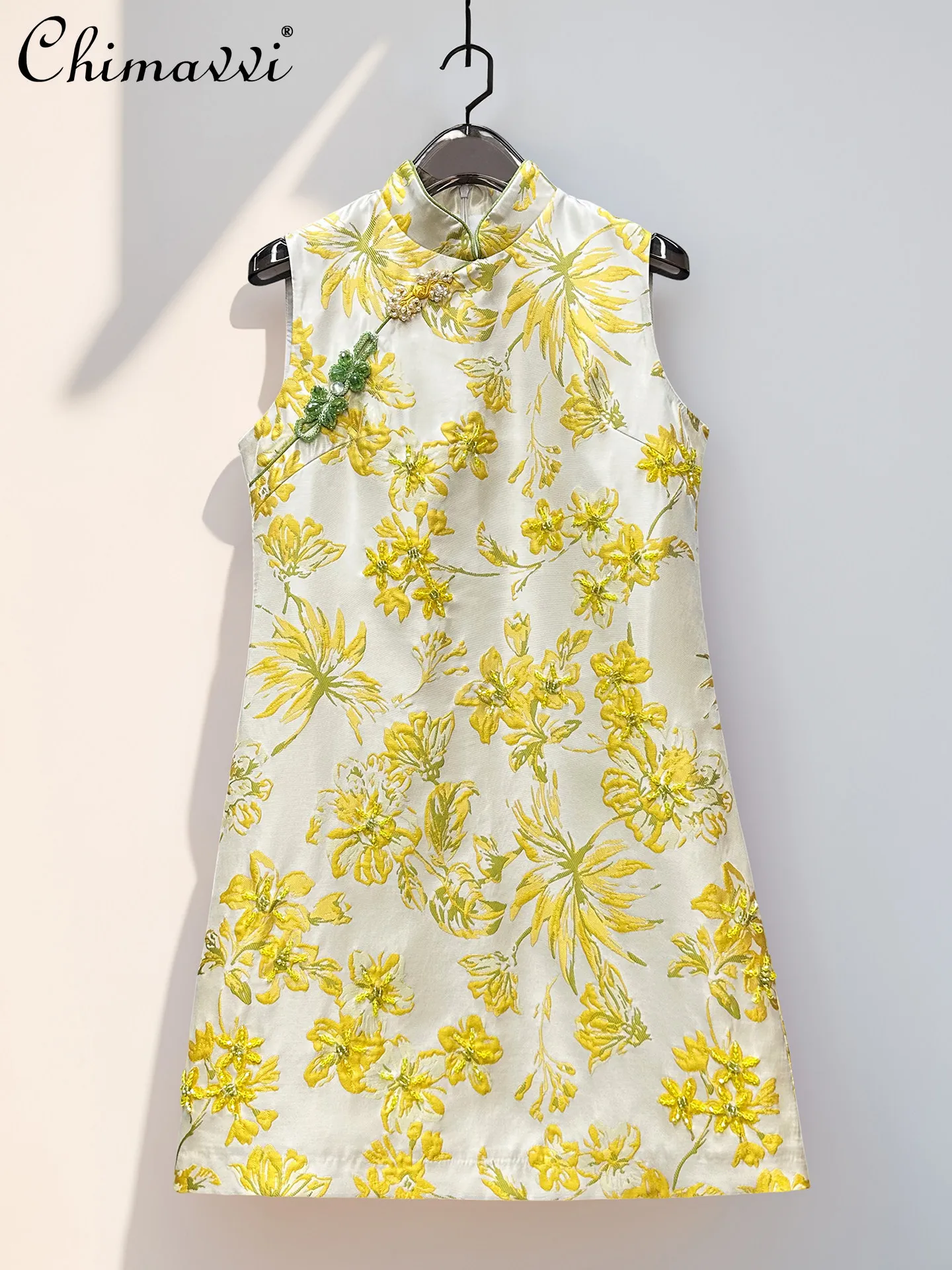 

2026 Spring Heavy Industry Jacquard Embroidery Beading Chinese Style Elegant Sleeveless Short Qipao Cheongsam Dress for Women