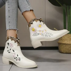 Women New Ethnic Style Embroidery Ankle Boots New  Autumn Winter Pointed Toe Chunky Heels Booties Plus Size Chelsea Boots 2024