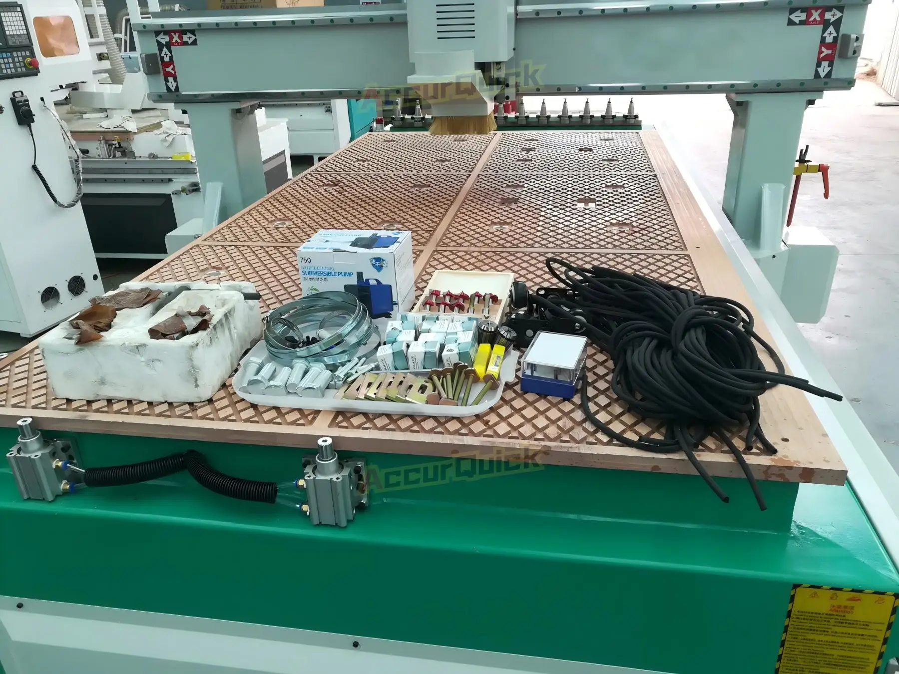 Syntec Controlled CNC Automatic Tool Changing CNC Router Heavy Duty Wooden CNC Engraver With CE Certification