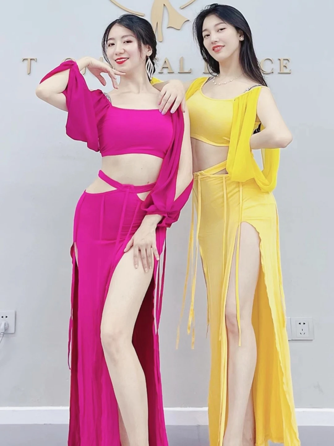 

Belly dance costume wear Women's dancing costumes festival outfit Woman suit 2023 sari lesson halloween bellydance chinese folk