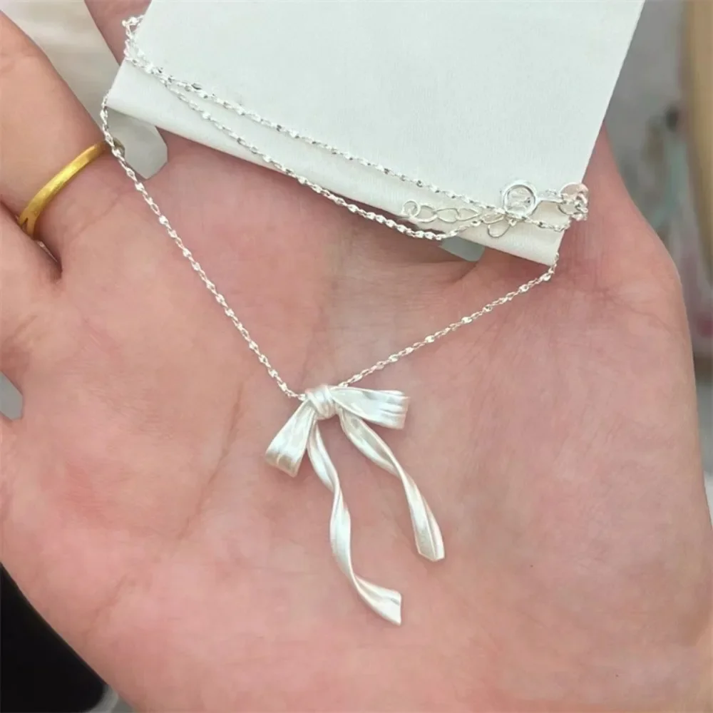 New Exquisite Clavicle Chain Elegant Scrub Bow Pendant Necklace for Women Girls Temperament Collar Chain 2025 Gifts