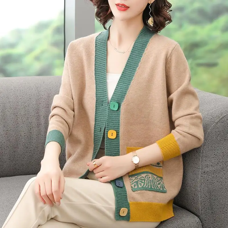 Women\'s Knitted Cardigan Short Loose Outer Layer Sweater Spring Autumn February August Western Color Blocked Sweater Jacket Top