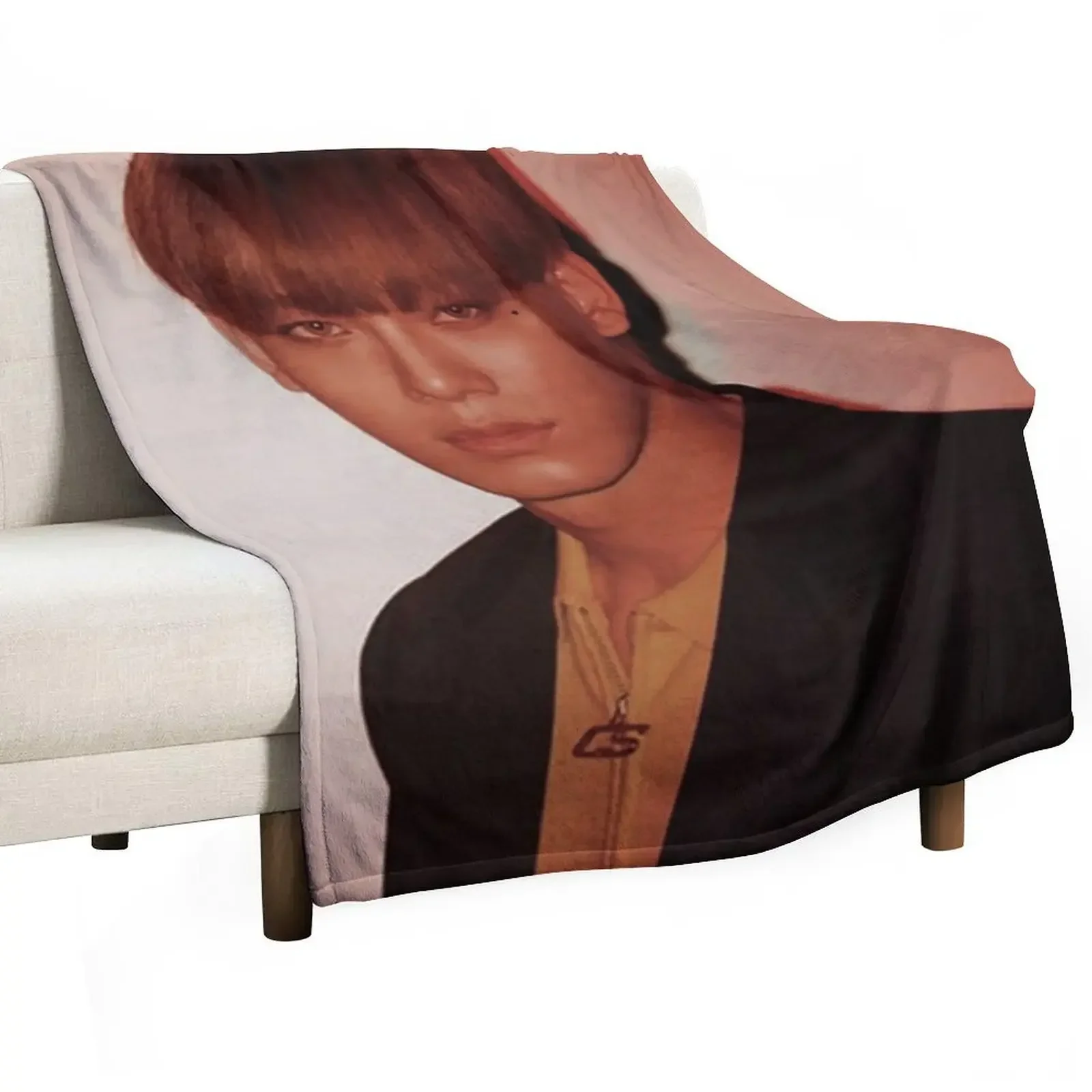 chen (love shot) Throw Blanket Baby Stuffeds Luxury Thicken Fashion Sofas Flannel Winter beds Blankets