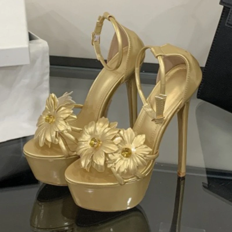 الجدة زهرة الشمس تزيين صنادل أرضية المرأة موضة الكاحل مشبك سوبر صنادل عالية الكعب مثير المفتوحة تو القطب أحذية الرقص