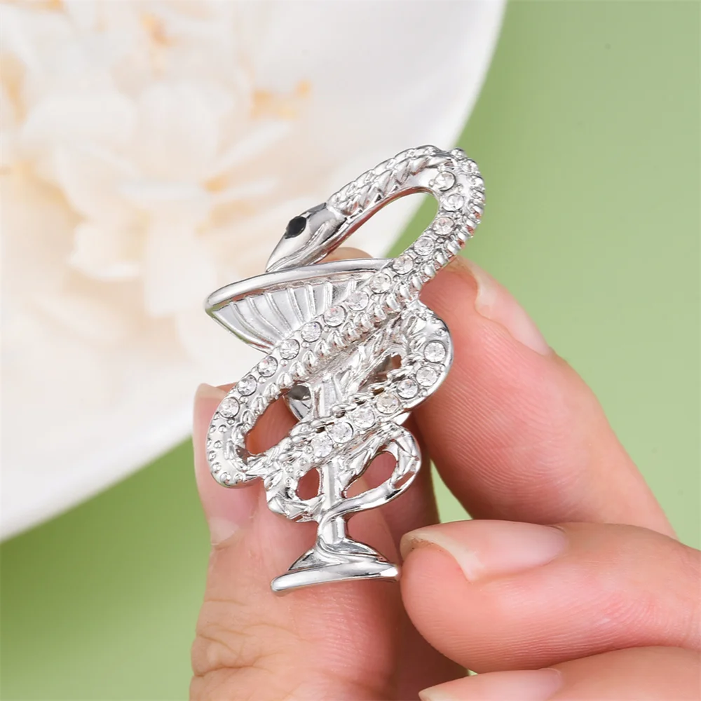 Bowl of Hygieia Medical Pins Inlaid Crystal Snake Surround Cup Brooch Exquisite Coat Lapel Badge Accessories for Doctor Nurse