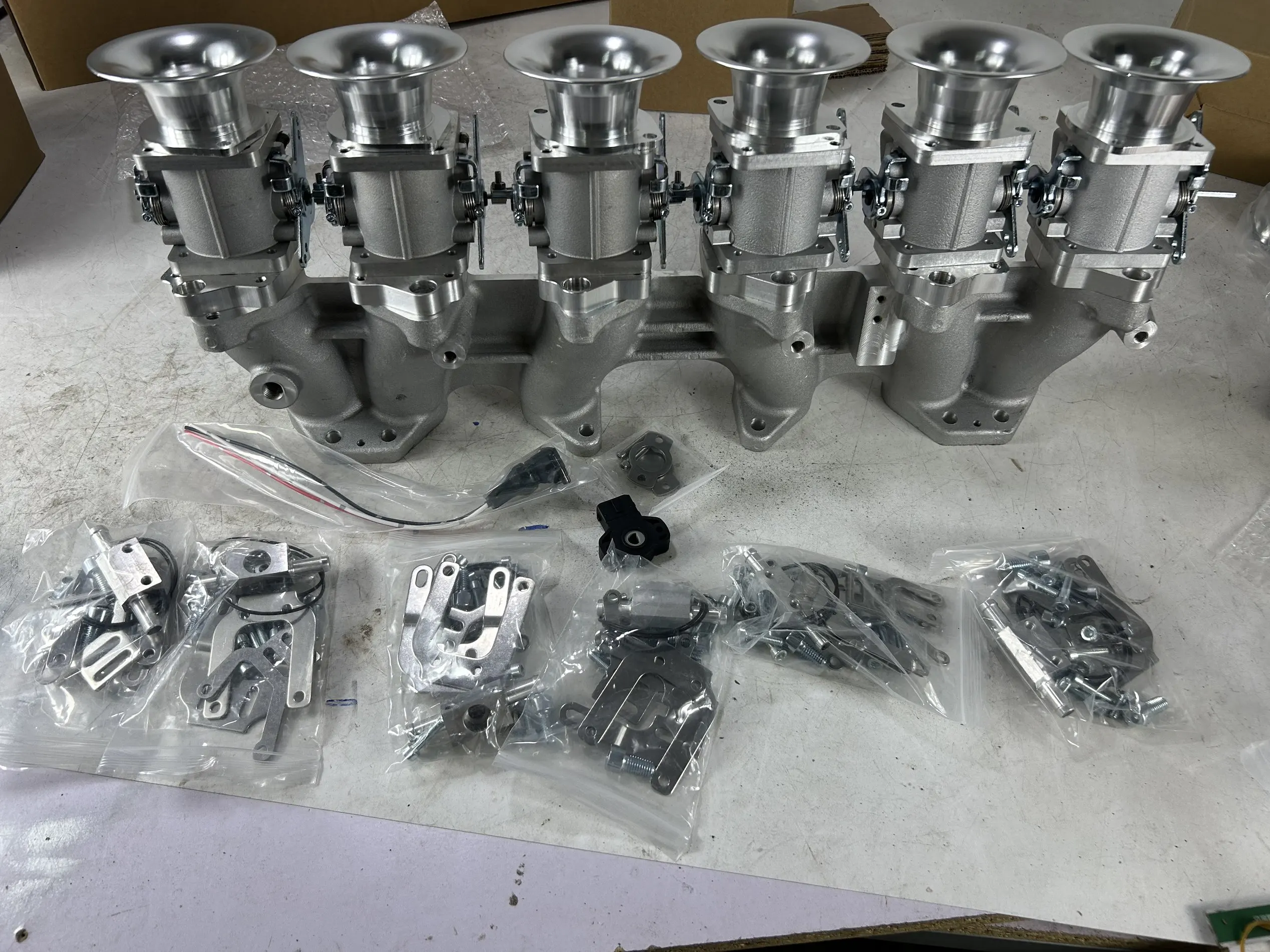 SherryBerg 45mm BORE Fuel Injection for Datsun 240Z 260Z 280Z S30 Nissan Fairlady Z L24 L26 L28 Individual Throttle Body Kit TPS