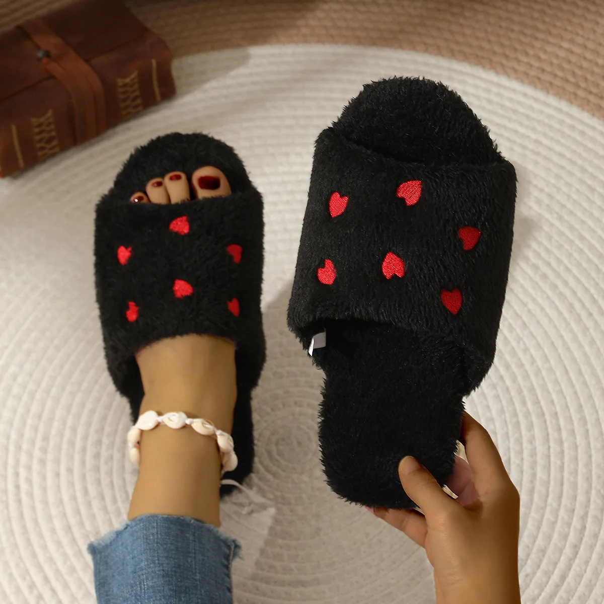 Winter Fluffy Women's Slippers Plush Heart-shaped Home Slippers For Women Flat Platform Casual Indoor Open Toe Fashion Footwear