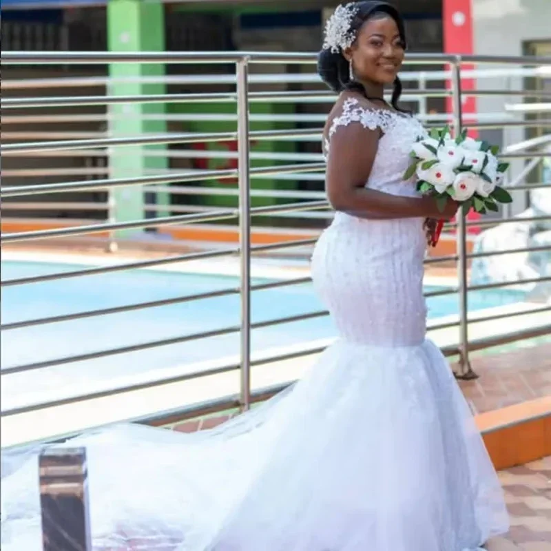 Vestido de novia de sirena personalizado con apliques de encaje y escote redondo, ilusión de manga larga, vestido de novia de talla grande