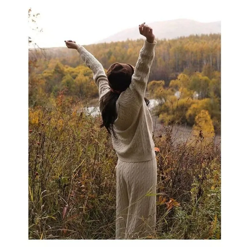 Fall Winter Casual Soft Knit O-neck Sweater Straight-leg Pants Loose-fitting Versatile Knit Two-piece Set Women Outfit Pants Set