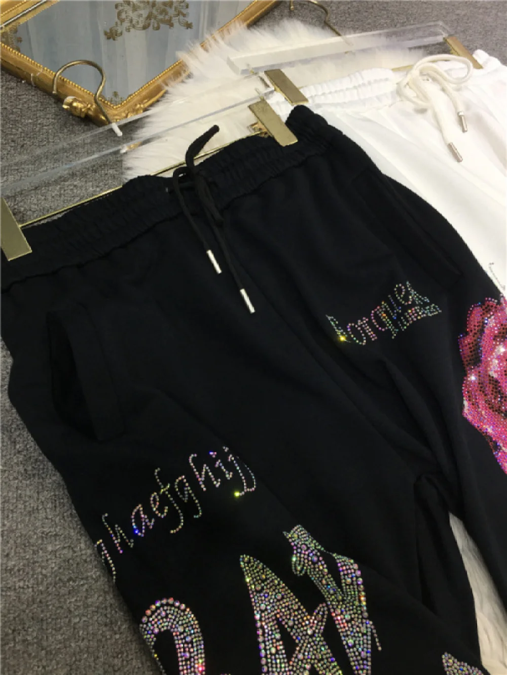 XL-4XL Plus Size 150kg Women\'s Pants Rhinestone Flower Big Size Sweatpants Casual Streetwear High Waisted Baggy Pants Woman