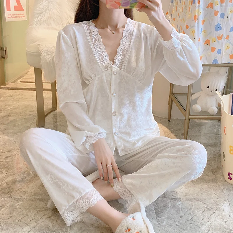 

Long sleeve solid Velour Lace Pajamas Suit Autumn Winter Female Pajamas Set Sexy Sweet Casual Velvet V-Neck Nightwear