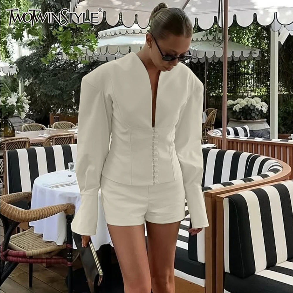 

TWOTWINSTYLE очаровательный модный комплект из двух предметов для женщин, туника с v-образным вырезом и длинными рукавами, блузка, шорты для похудения, осенний женский костюм
