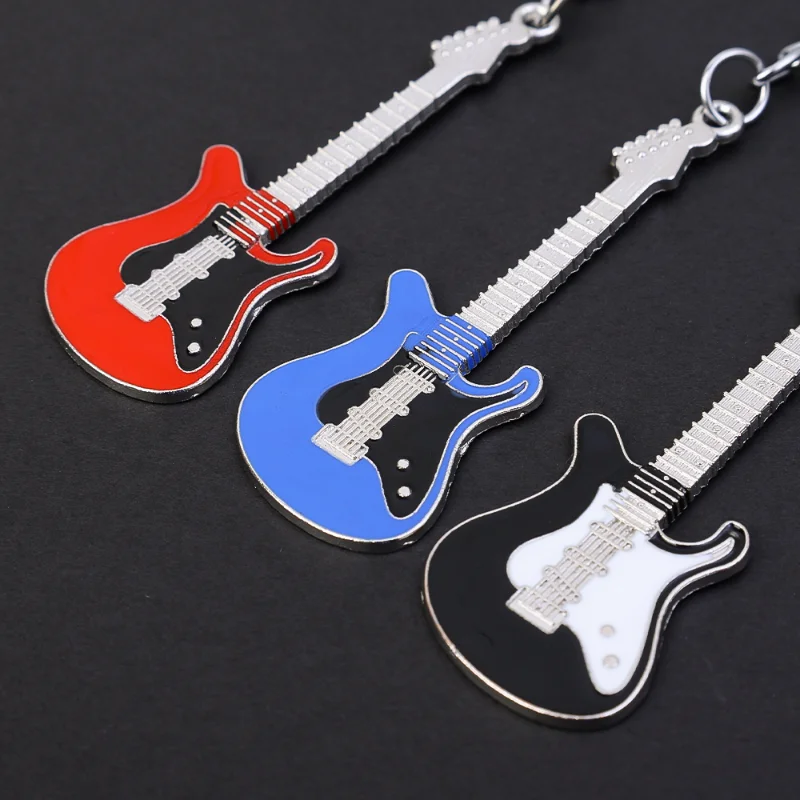 Creative Guitar Key Chain Customized Keychain Simple Boutique Beautiful Cute Guitar Key Chains Pendant Birthday Gift Key Ring