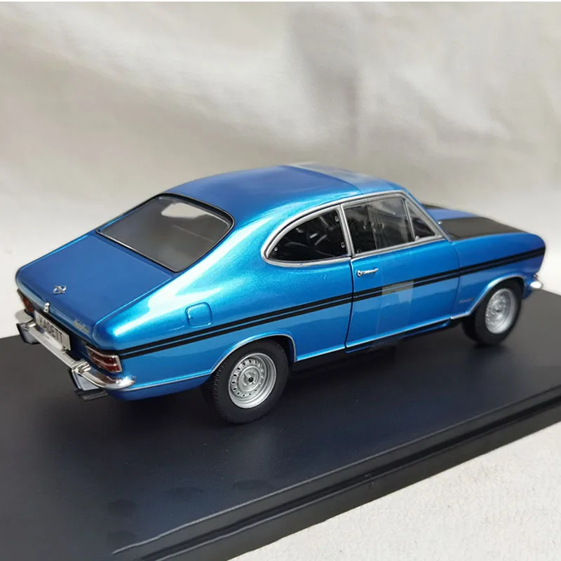 1/24 Scale OPEL KADETT B Rallye Alloy Car Model